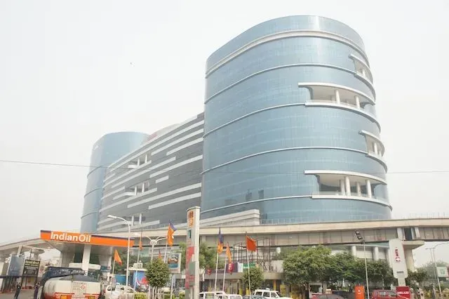 DLF Cyber Terraces